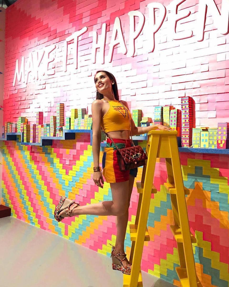 Instagram.com/claurakiehl