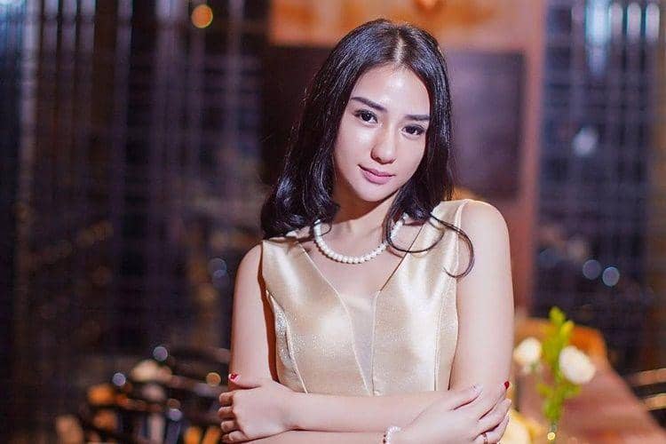 Instagram.com/bellalunaferlinn