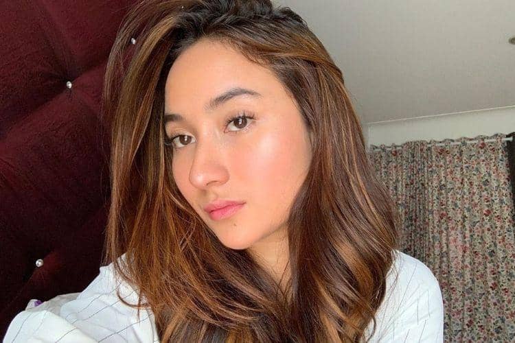 Instagram.com/@naonomnom