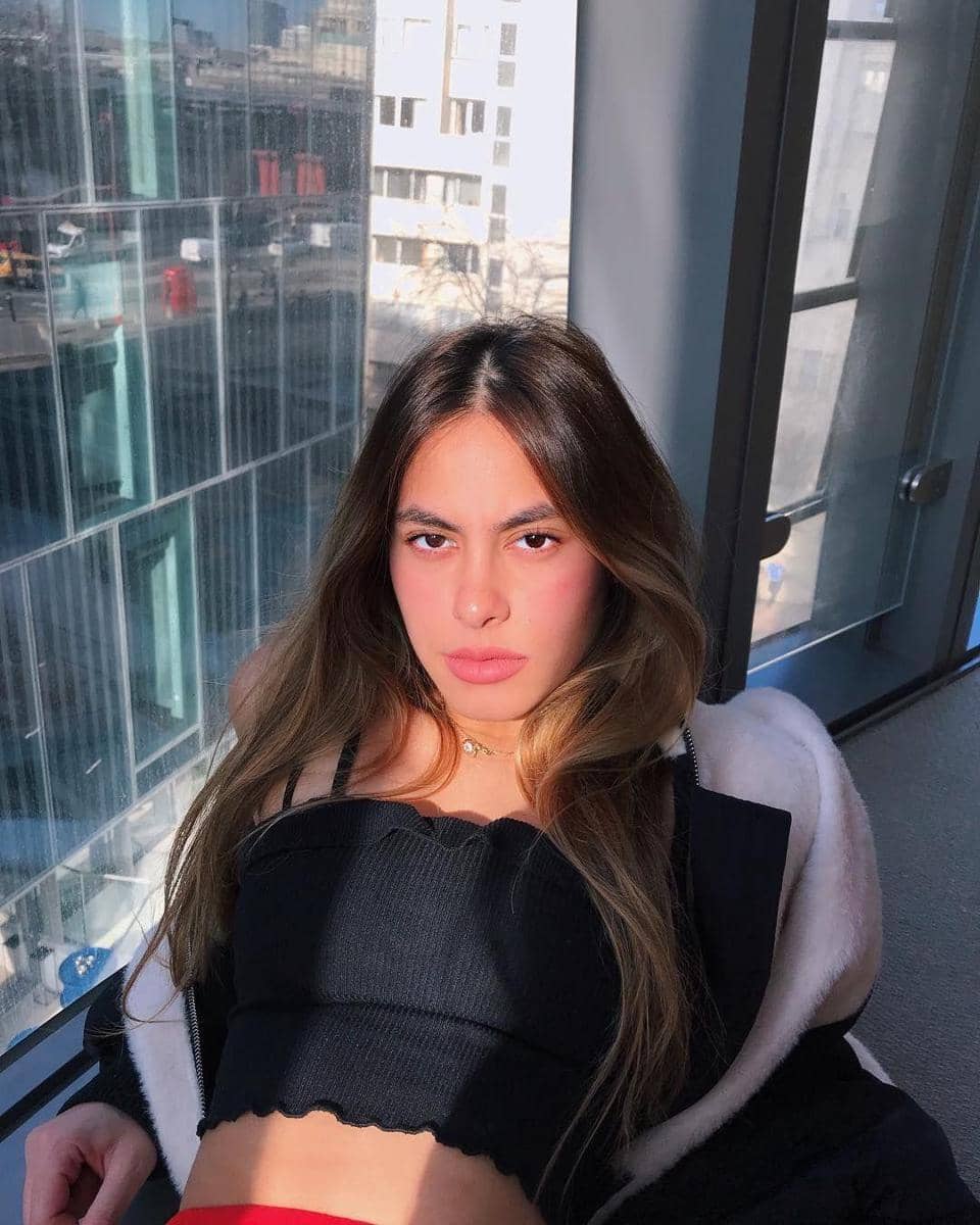 Instagram.com/valerieethomas