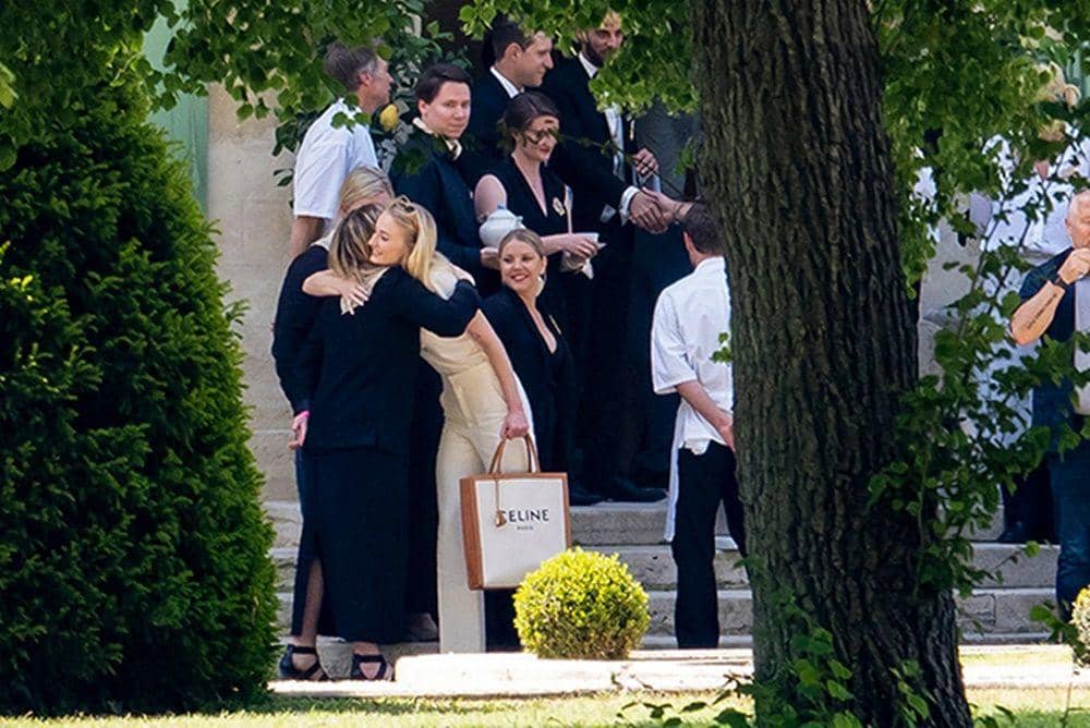 hollywoodlife.com/splashnews