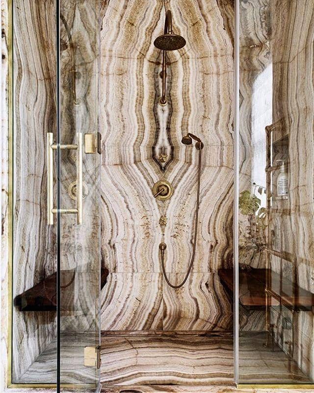 instagram.com/ b.ianca.k