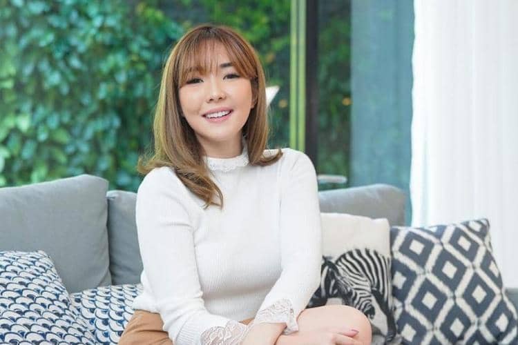 Instagram.com/gisel_la