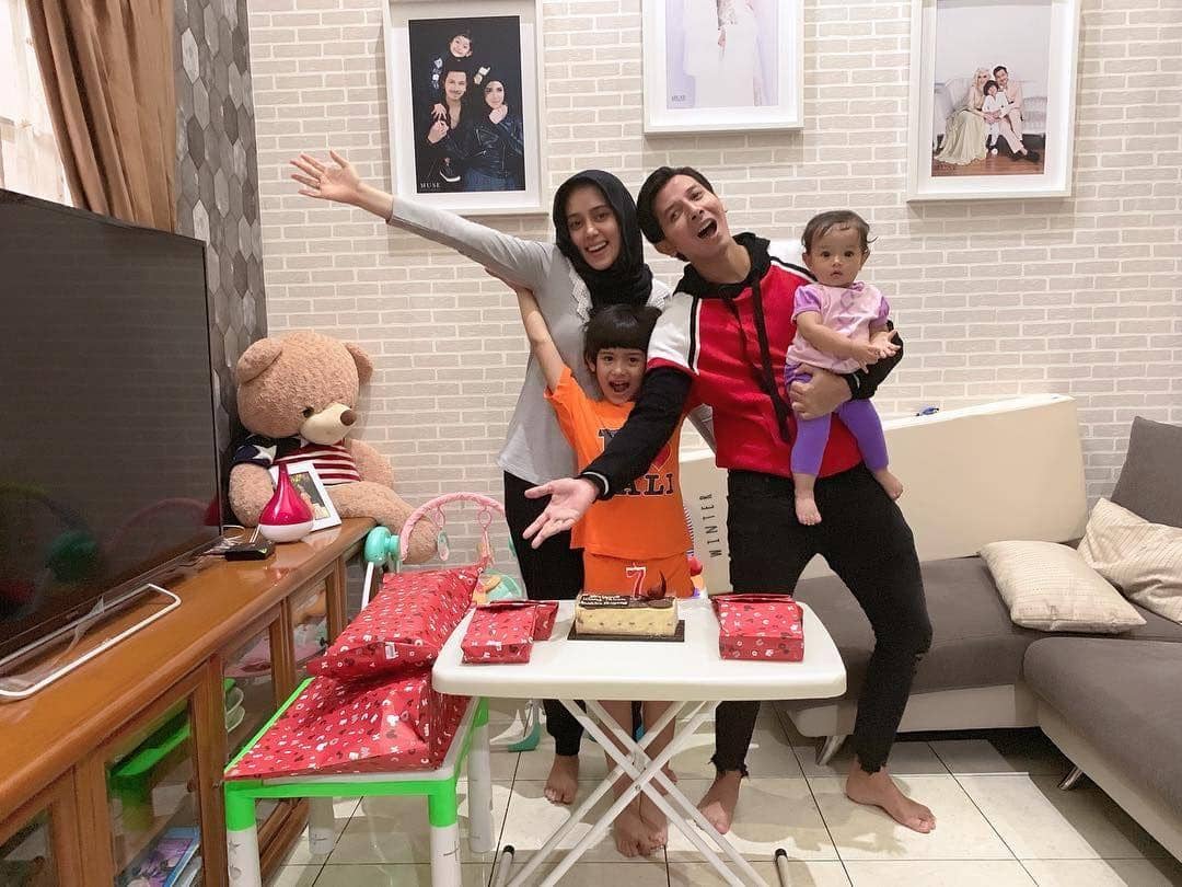 Instagram.com/fairuzarafiq