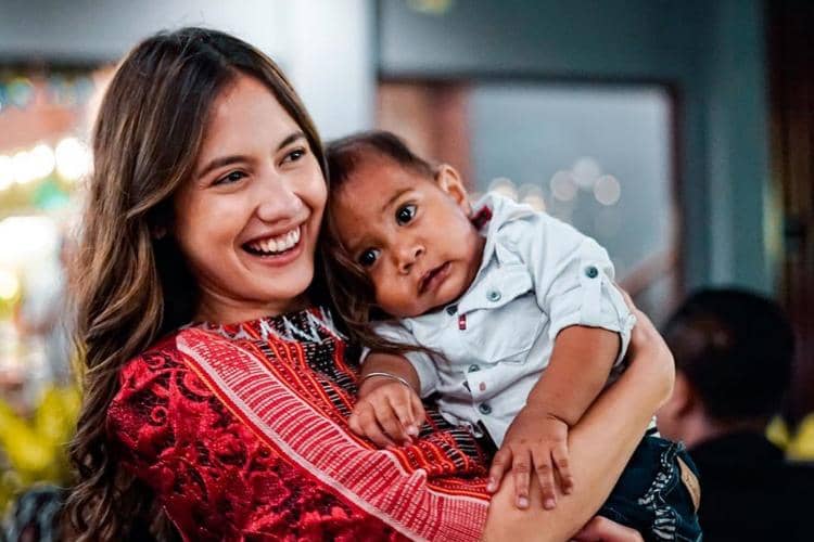 Instagram.com/pevpearce