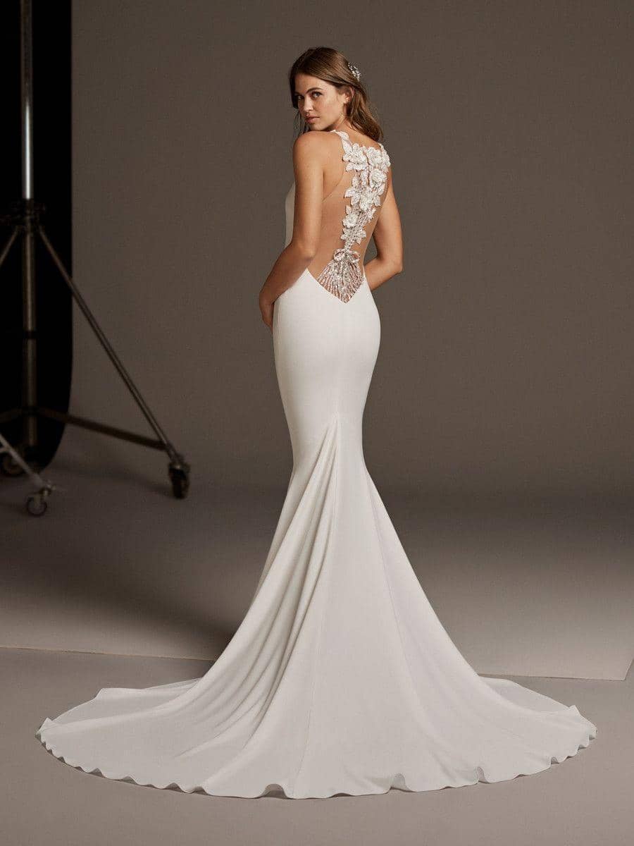 Pronovias.com