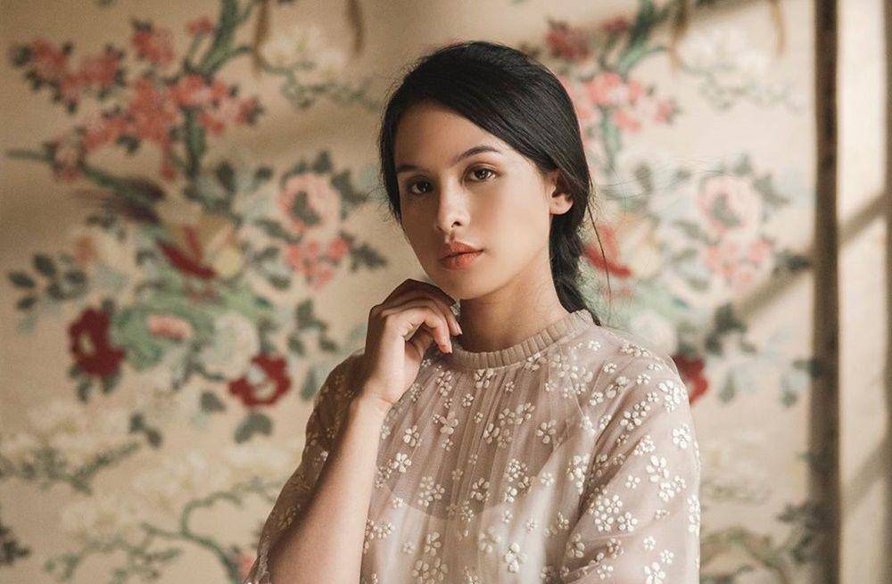 Pesan Haru dalam Lagu Maudy Ayunda untuk Film ‘Habibie & Ainun 3’