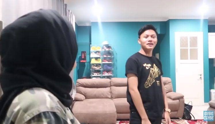 YouTube.com/Putri Delina