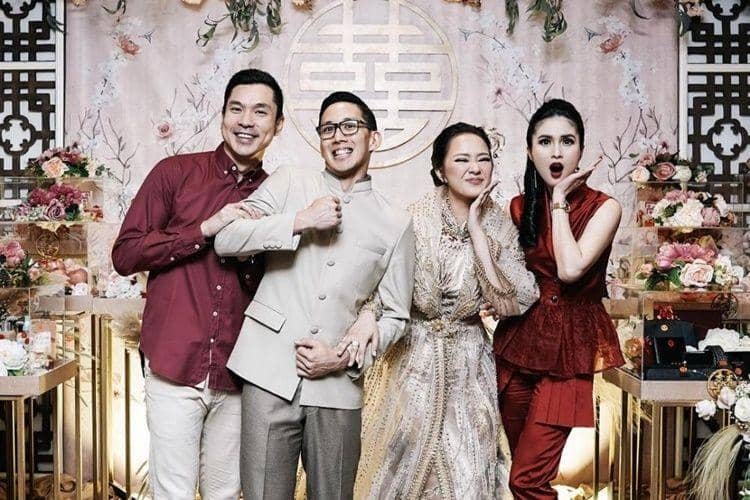 Instagram.com/yuanitachrist