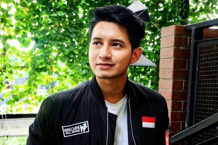 Instagram.com/chand_kelvin