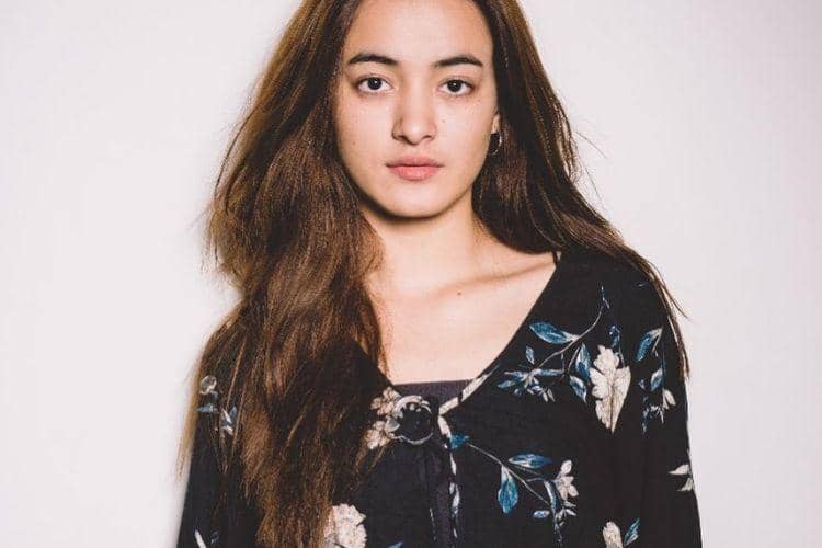 Instagram.com/@mawar_eva