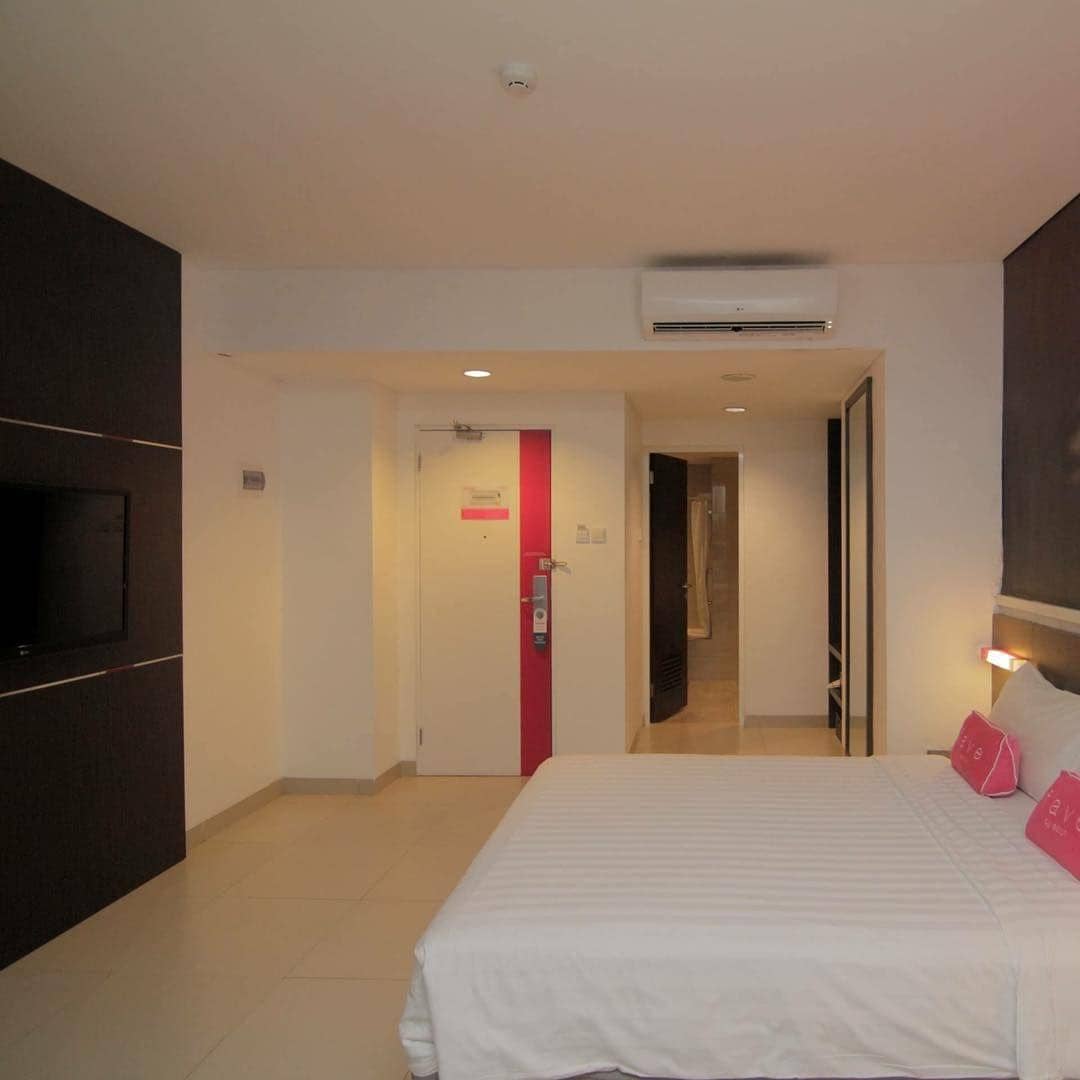 Instagram.com/favehotelmelawai