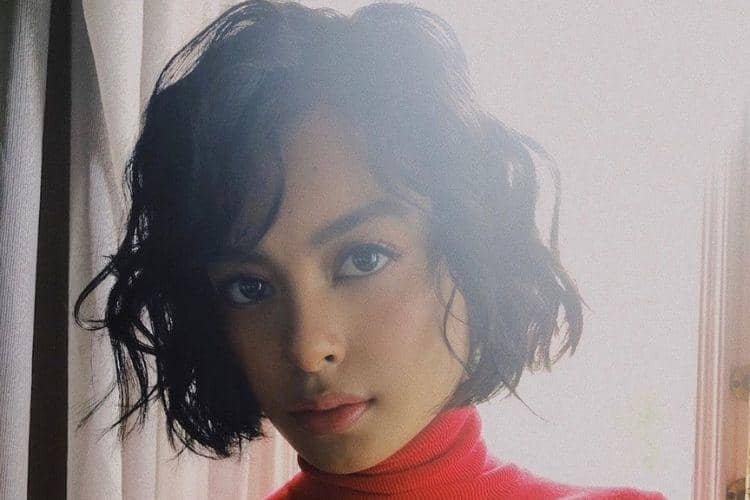 Instagram.com/@evacelia