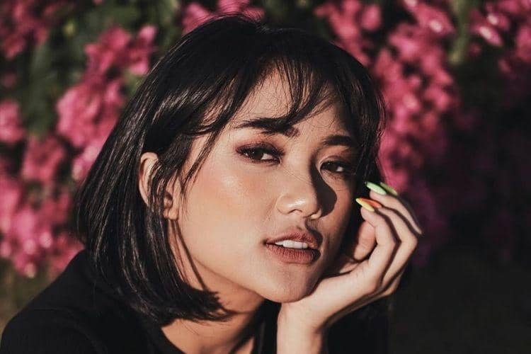 Instagram.com/@lalamarionmj