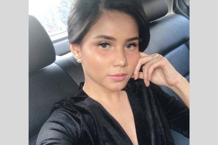 Instagram.com/@yunitasiregar