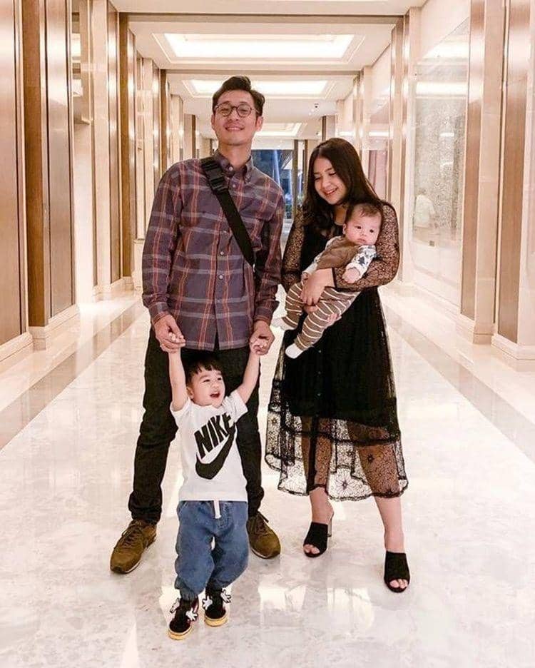 Instagram.com/putrititian