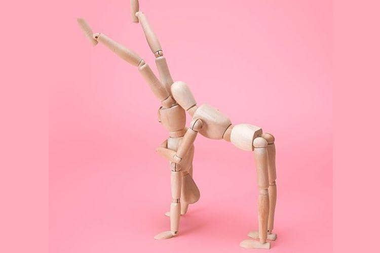 twitter.com/annsummers