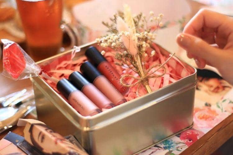 Instagram.com/@thebathbox