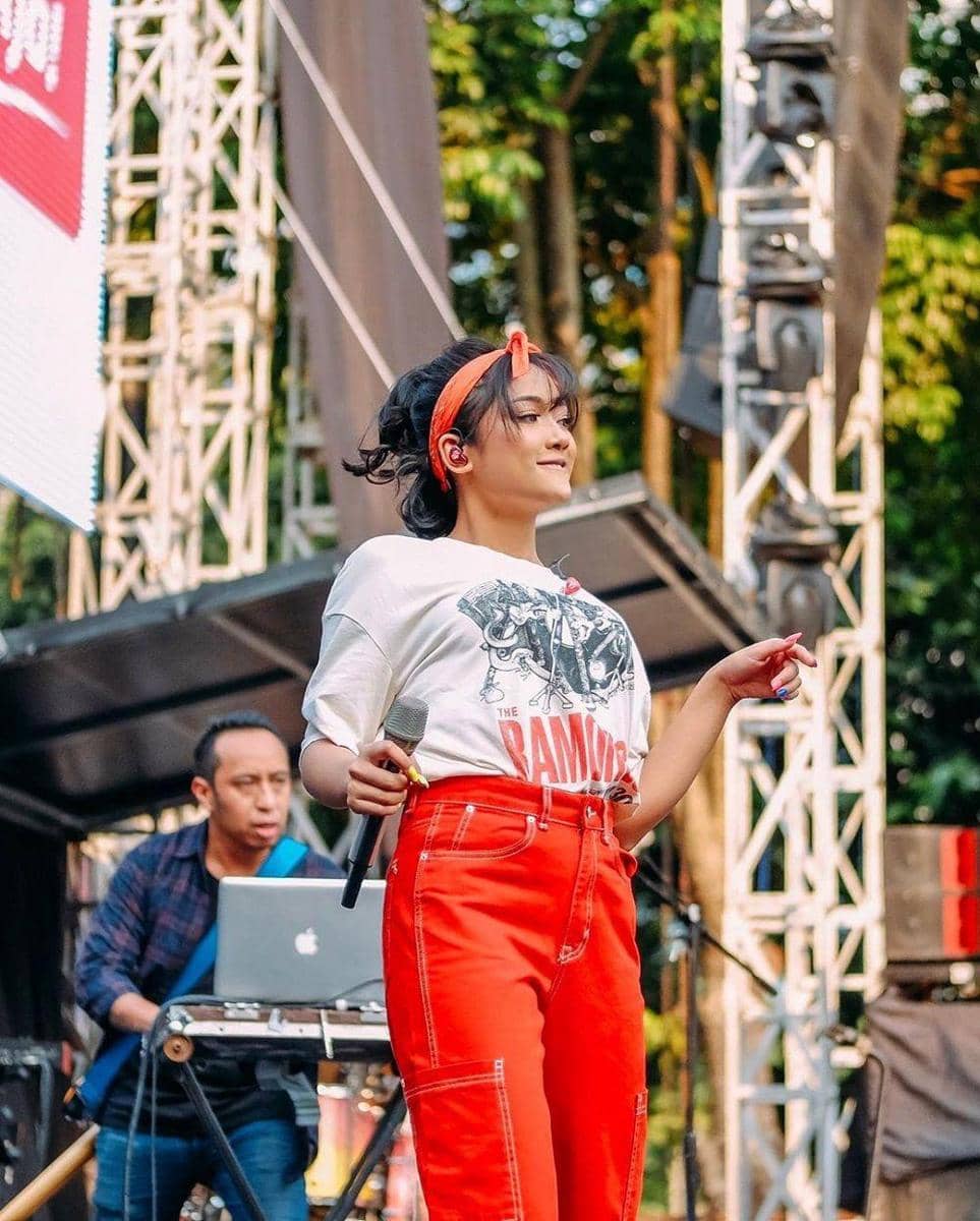 Instagram.com/lalamarionmj