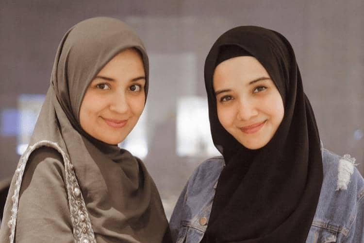 Instagram.com/@shireensungkar/@zaskiasungkar15