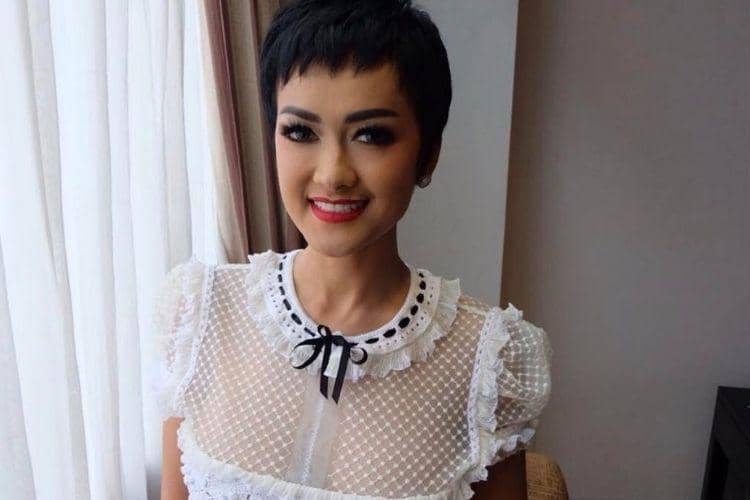 Instagram.com/@juliaperrezz