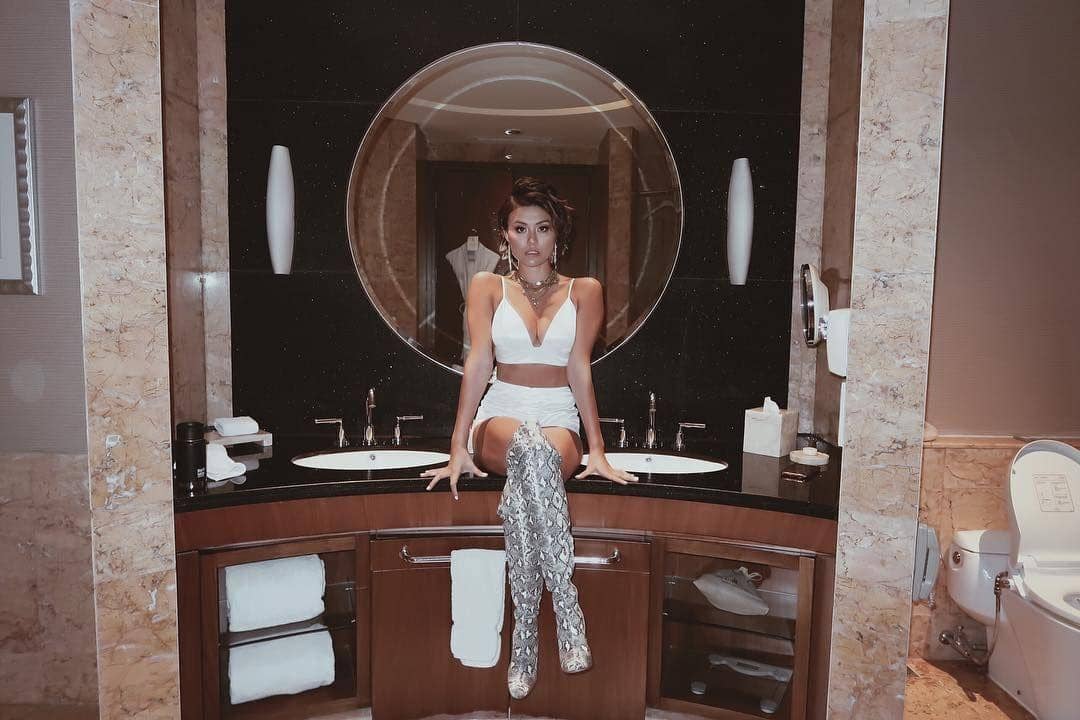 Instagram.com/agnezmo