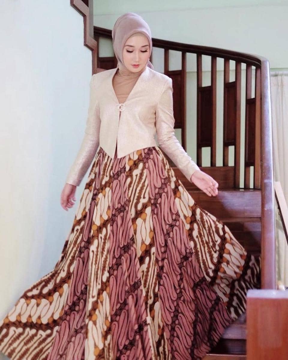 Instagram.com/dianpelangi