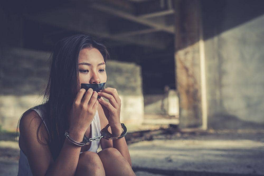 Shutterstock.com/271 EAK MOTO