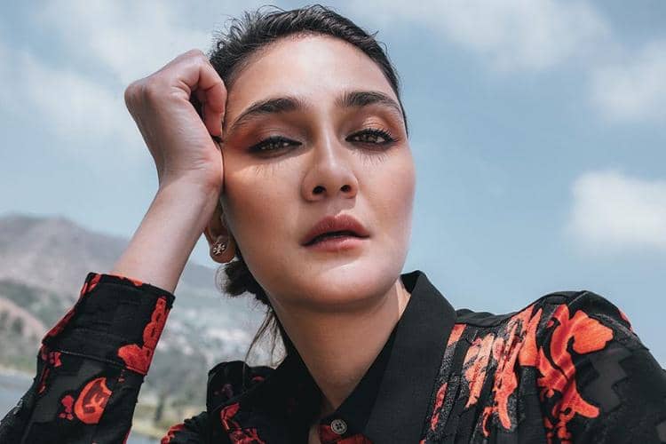 Makin Memesona, Begini Potret Luna Maya Sekarang
