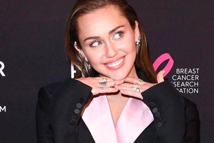 Instagram.com/@mileycyrus