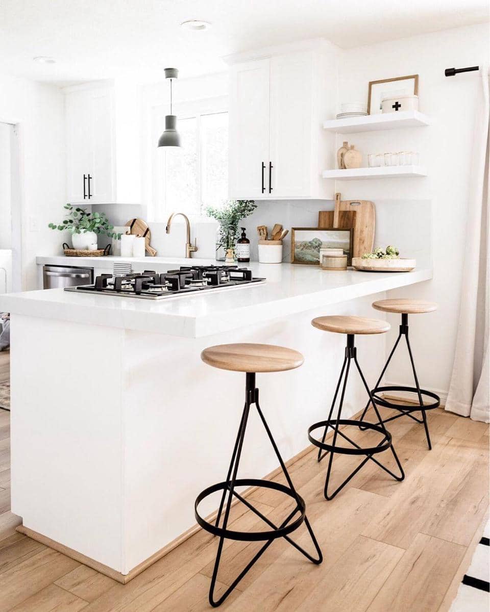 Instagram.com/halfway_wholeistic