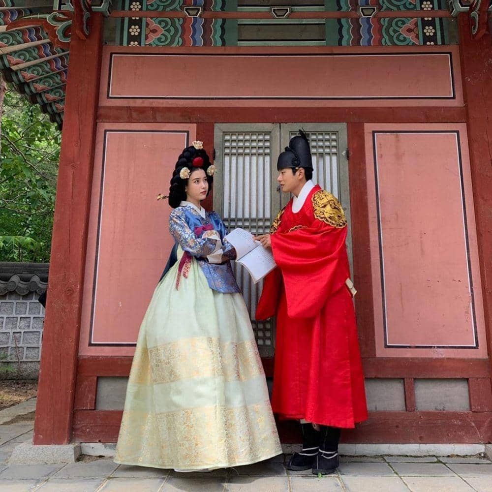 Instagram.com/fullmoon.long