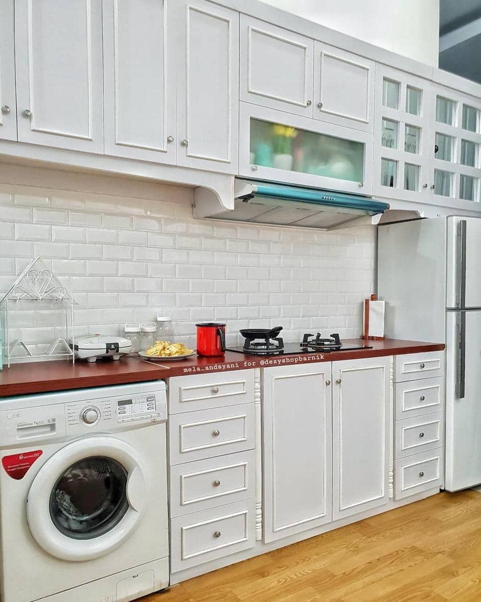 Instagram.com/mela_andayani