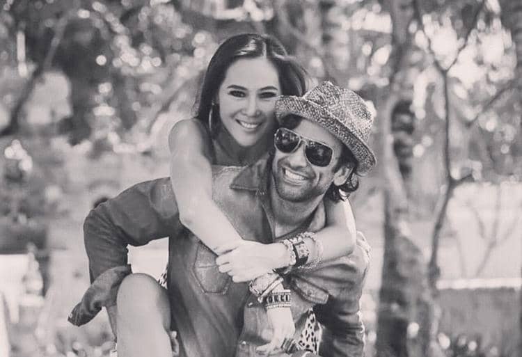 Instagram.com/inathomas