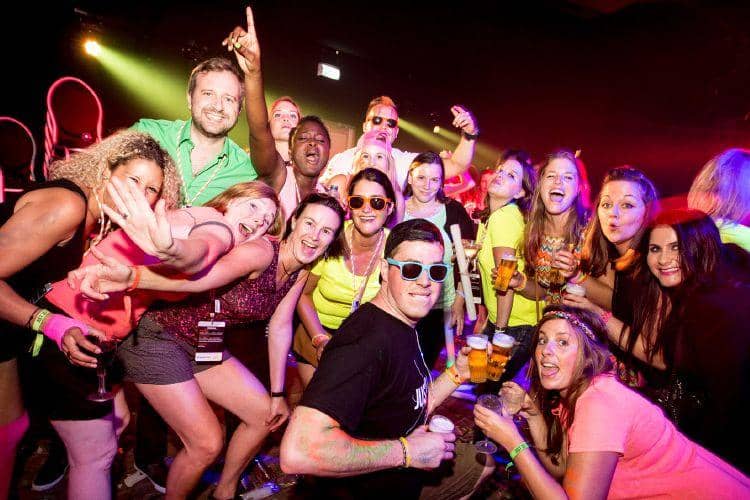 hollandevenementengroep.nl