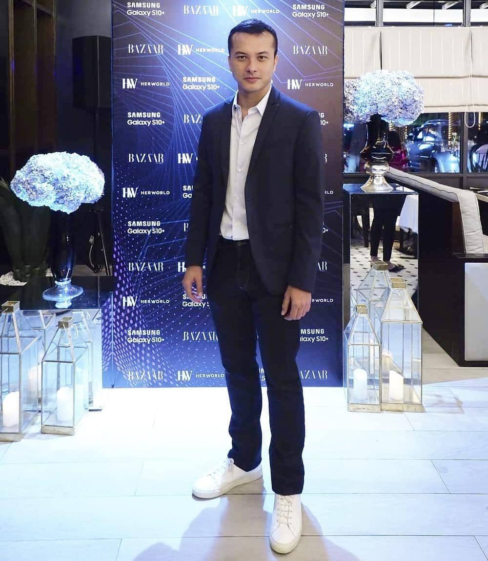 Instagram.com/herworldindonesia