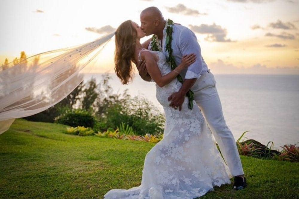 Instagram.com/@therock