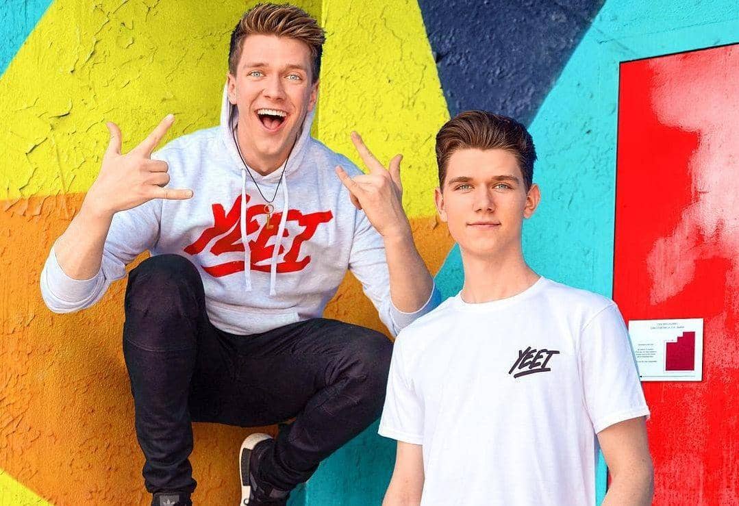 Instagram.com/collinskey