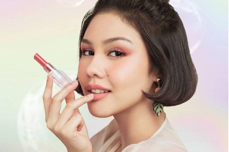 Instagram.com/@youmakeups_id