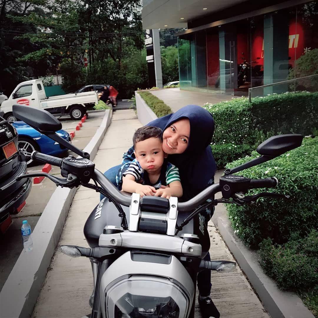 Instagram.com/shela_lala96