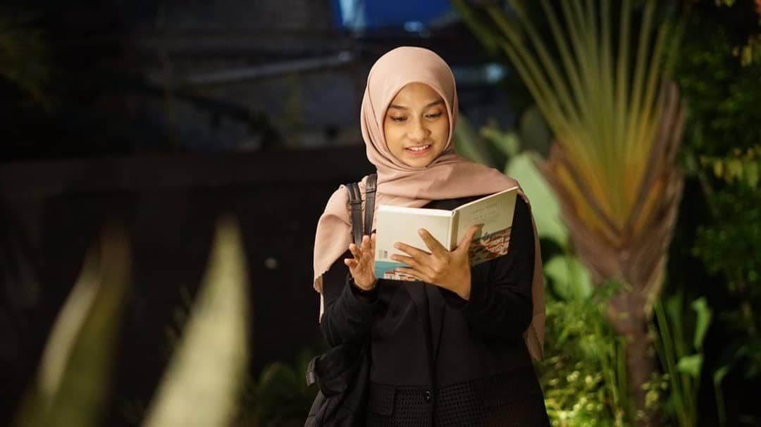 Instagram.com/sherlyannavita