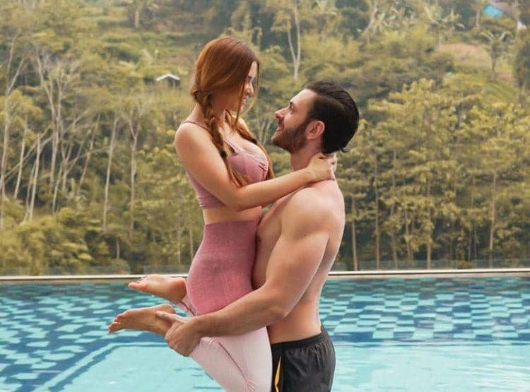 Instagram.com/maria_vaniaa