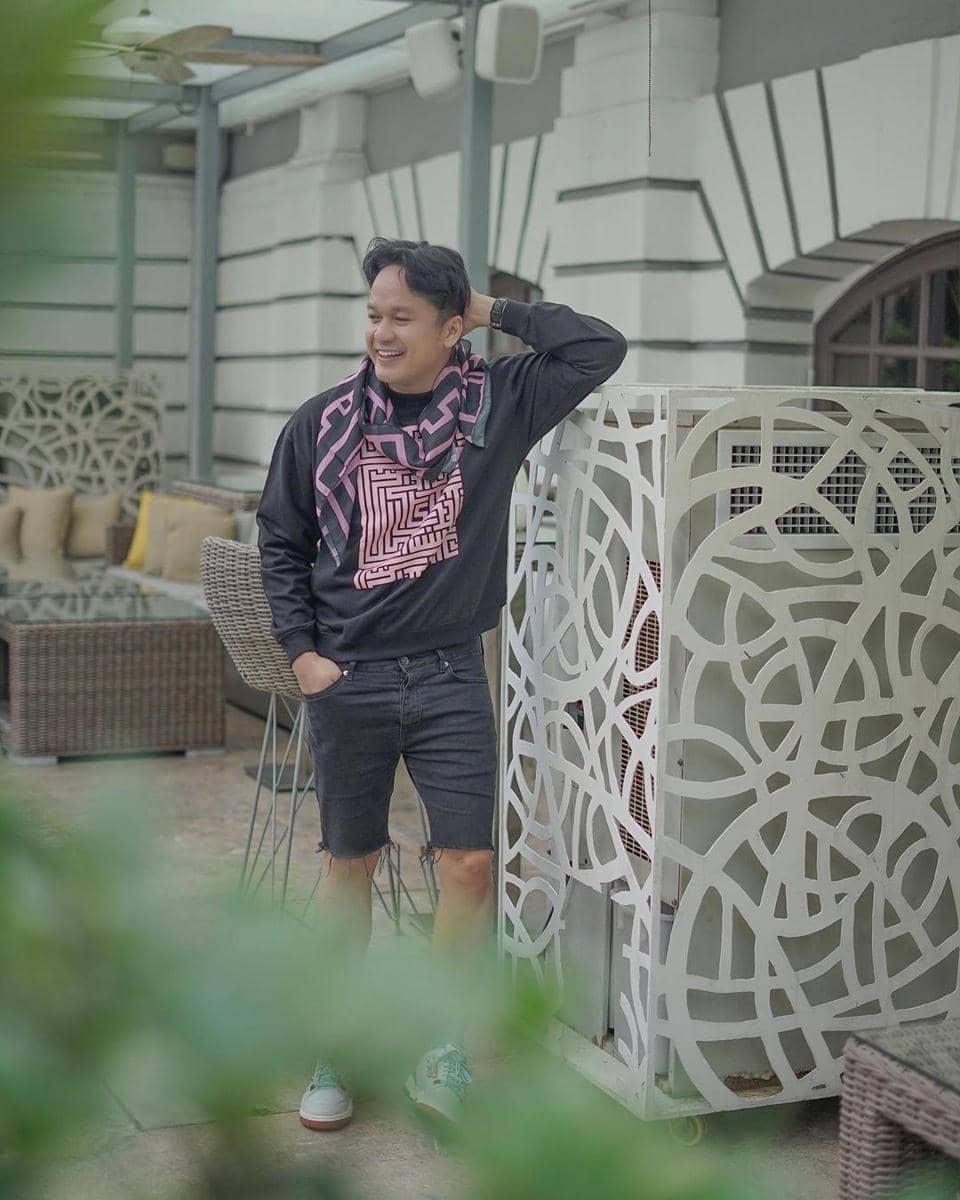 Instagram.com/titiessapoetra