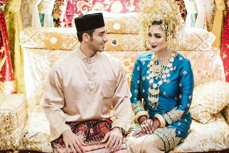 Instagram.com/tanianadiraa