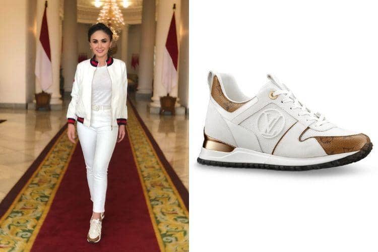 Instagram.com/yunishara36 / modesens.com