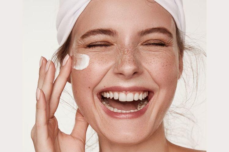 10 Rekomendasi Krim Anti Aging Terbaik, Bikin 10 Tahun Lebih Muda!