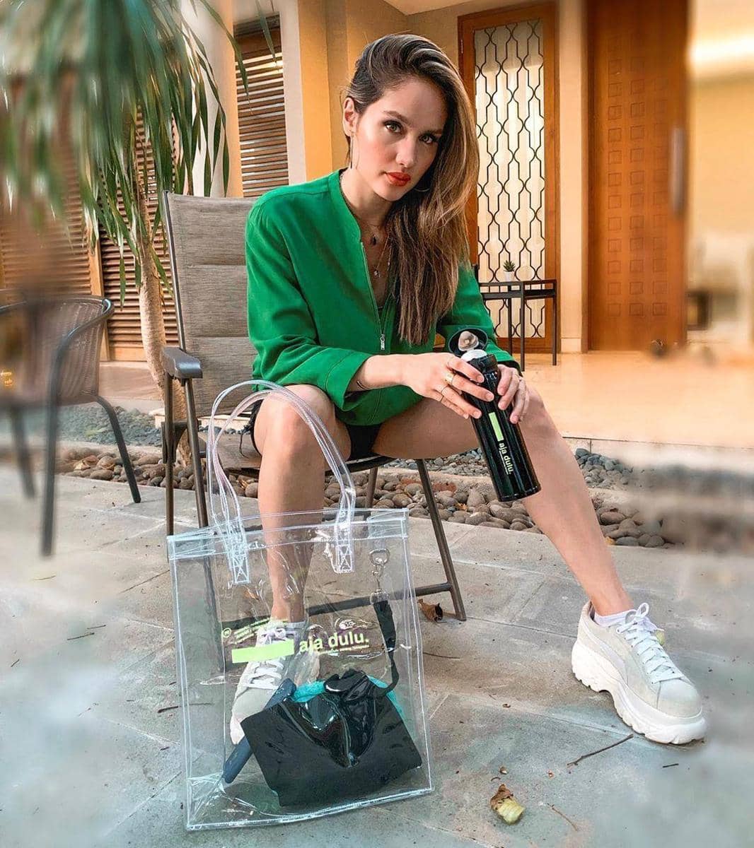 Instagram.com/claurakiehl