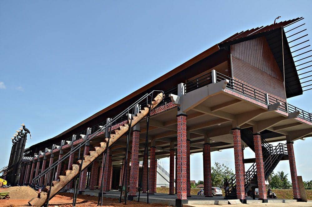 indonesia-tourism.com