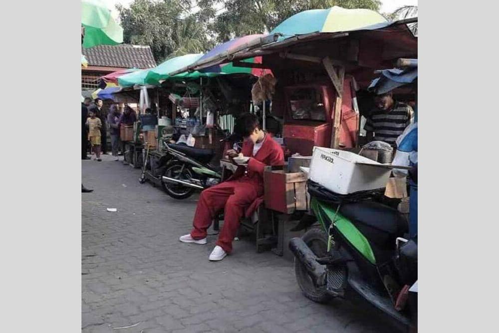 Twitter.com/smstan_tuwir