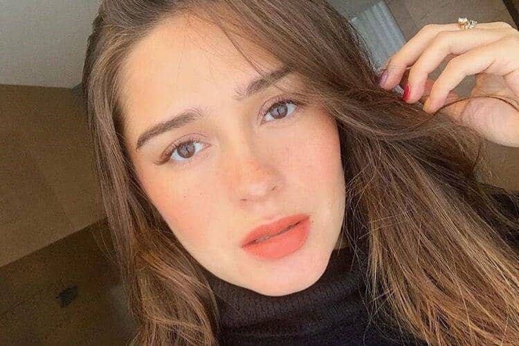 Instagram.com/@yaswildblood